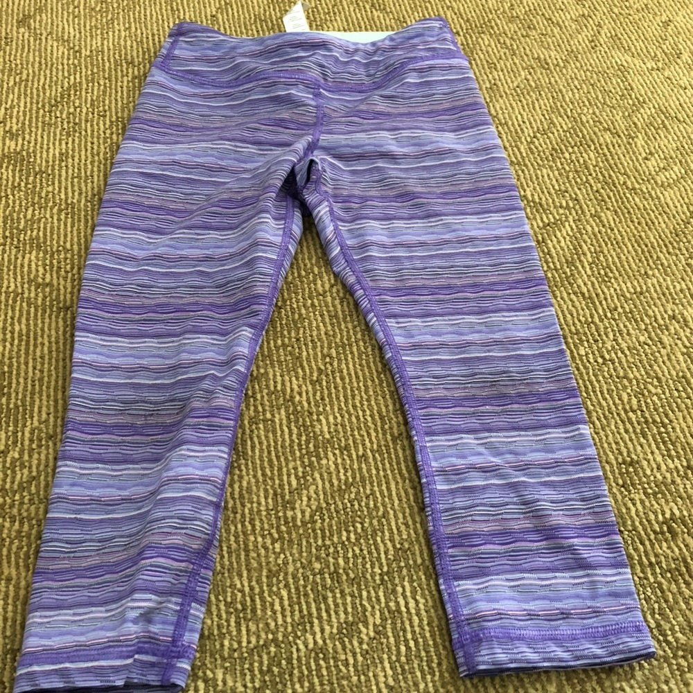 Girls ivivva crops
